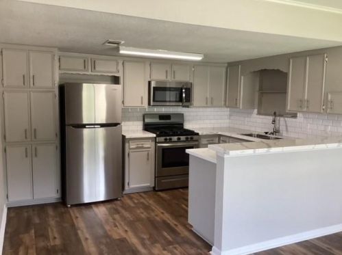 1041 2 St, Bellvue TX 77418-2948 exterior