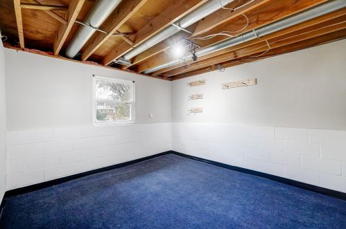 496 Bessinger Dr, Cincinnati OH 45240 exterior