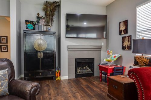 573 Stetson Dr, Valley Home CA  95361-8689 exterior