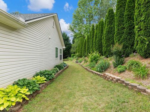 187 Red Bud Rd, Jefferson GA  30549-9023 exterior