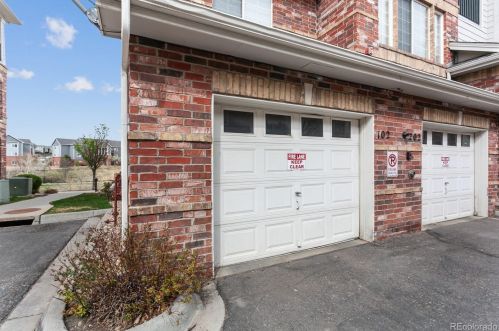 8956 Fox Dr, Denver CO 80260-8818 exterior