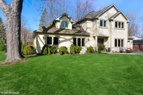 106 Brook Rd, Wheeling, IL 60070-2507