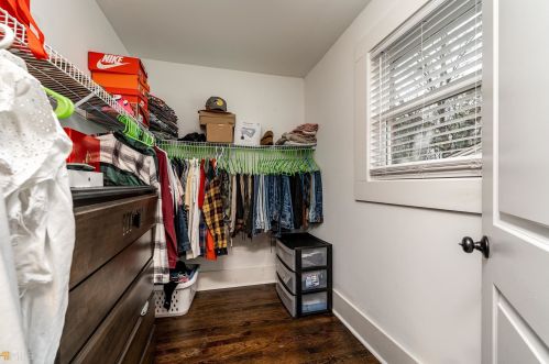 2930 Eleanor Ter, Atlanta GA  30318-6014 exterior