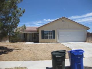 14723 Cypress Rd, El Mirage, CA 92301-4154