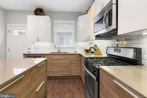 1334 Colorado St, Philadelphia PA  19146-4705 exterior