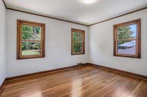1370 Emory Rd, Atlanta GA  30306-2406 exterior