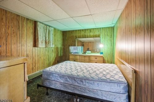 16 Bross Pl, Irvington NJ  07111-1821 exterior