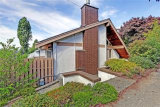 4104 Holly St, Seattle, WA 98136-1851