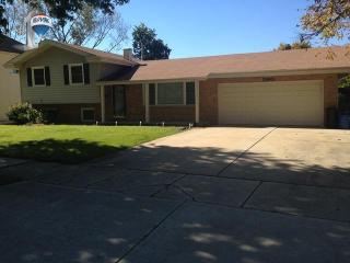 560 7th Ave, Addison, IL 60101-2155
