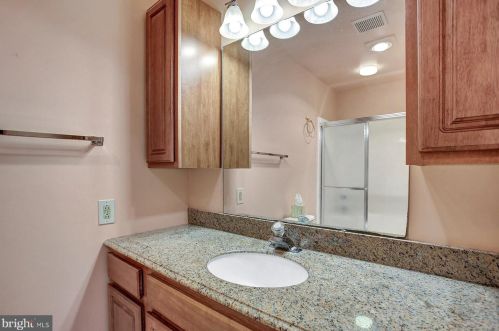 120 Strayer Dr, Carlisle PA 17013-4407 exterior