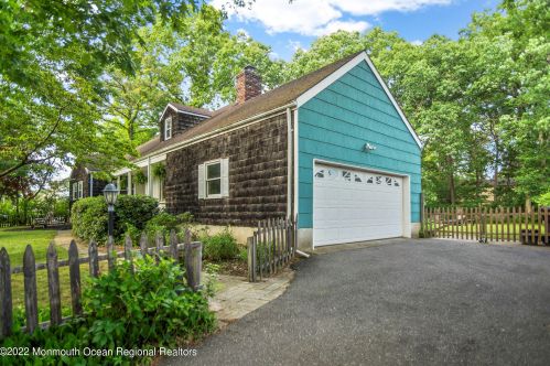 345 Princeton Ave, Berkeley Township NJ  08721-2321 exterior