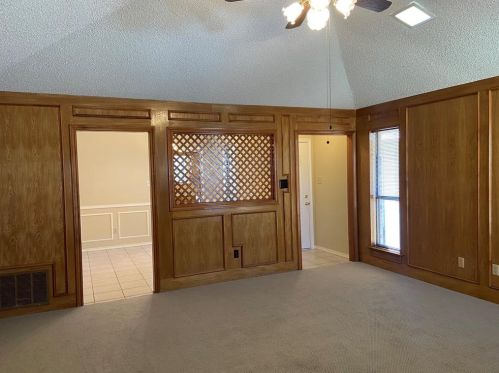 2117 Cordoba Dr, Carrollton TX  75006-1881 exterior