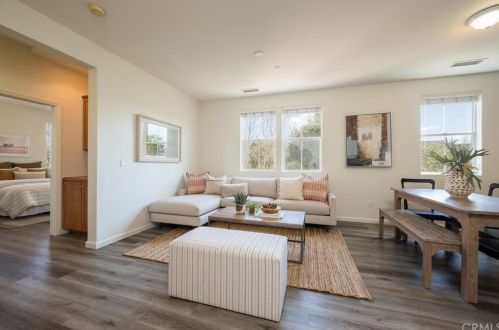 3592 Broad St, San Luis Obispo, CA 93401-7231