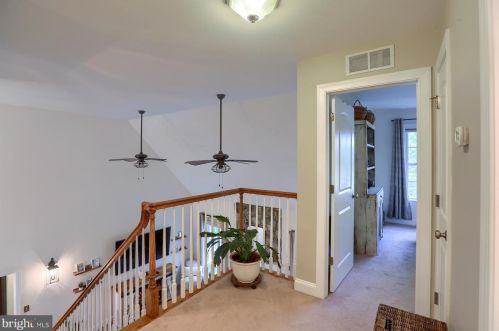 101 Shatto Dr, Carlisle PA  17013-2120 exterior