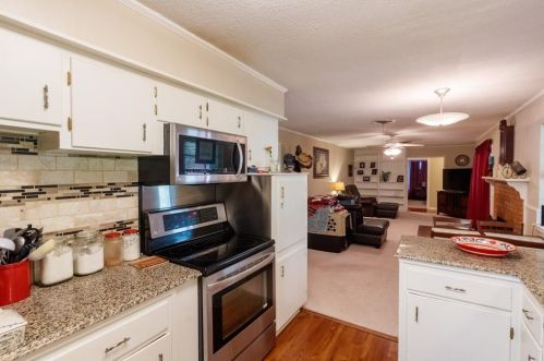 3617 Wedghill Way, Fort Worth TX  76133-2155 exterior