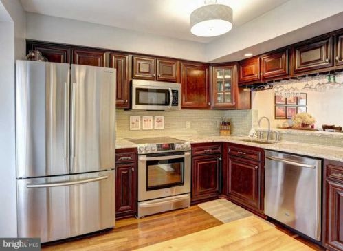 9640 Lambeth Ct, Columbia MD  21046-1929 exterior