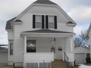 1707 18 Ave, Moline IL  61265-4053 exterior