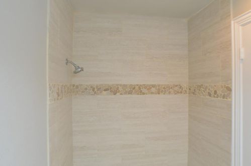 2006 Brentwood Ln, Carrollton TX exterior