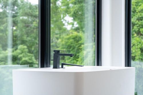 2931 Lookout Pl, Atlanta GA  30305-3217 exterior