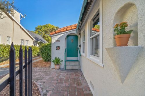 124 Valley St, Burbank, CA 91505-4035