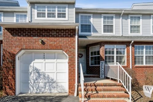 1403 Moonlight Ct, Hackettstown NJ  07840-4508 exterior