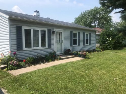 411 Prairie St, Crown Point, IN 46307-3511