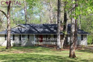 130 Ashley Oaks Dr, Mcdonough GA  30253-5515 exterior