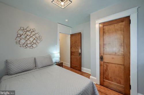 411 Ross St, Lancaster PA  17602-1943 exterior