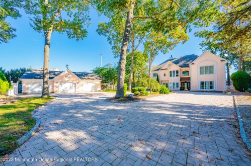 354 Parker Rd, Point Pleasant Beach, NJ 08742-2235