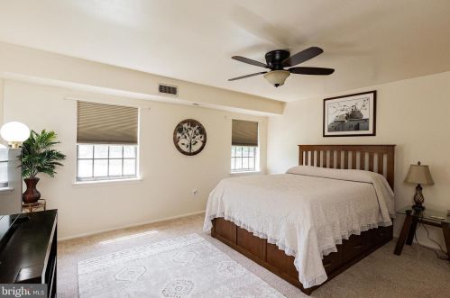 85 Valleybrook Dr, Lancaster PA  17601-4612 exterior