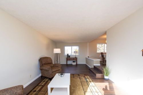 4306 Eaglepoint Ct, Cincinnati OH  45238-6109 exterior