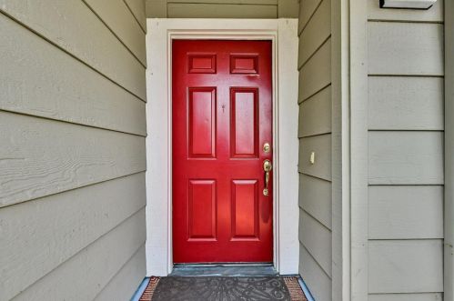 84 Cherry Ridge Ln, San Jose, CA 95136-3637