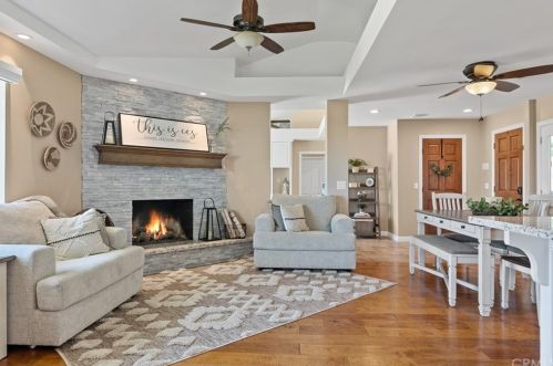 1980 5th Ave, Redlands, CA 92374-7602
