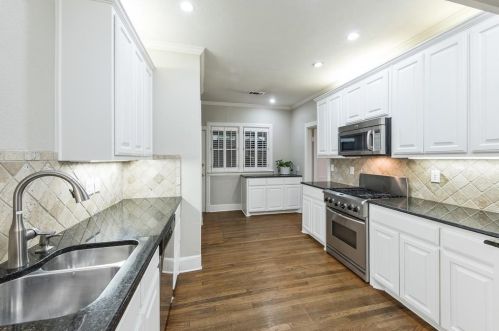 5122 Goodwin Ave, Dallas TX  75206-6205 exterior