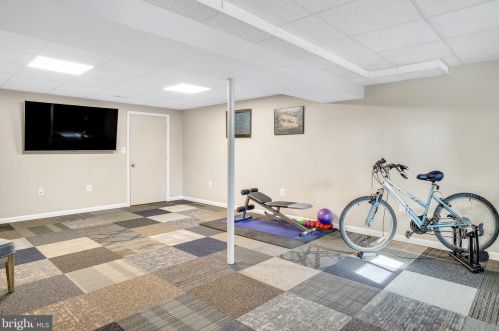 340 Revenoor Rd, Harpers Ferry WV exterior