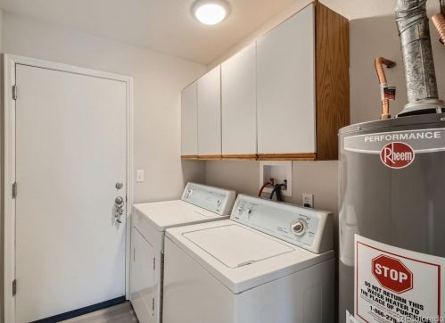 2144 Scranton Way, Denver CO  80014-5318 exterior