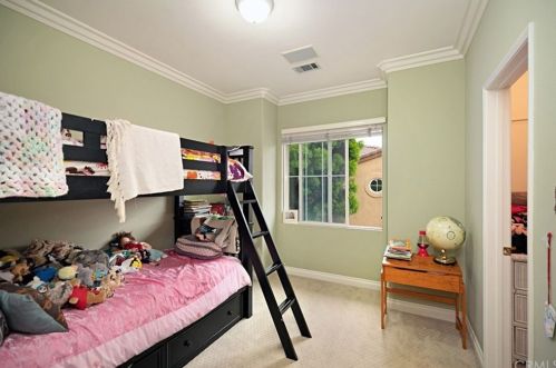 15 Salton, Irvine CA  92602-2425 exterior