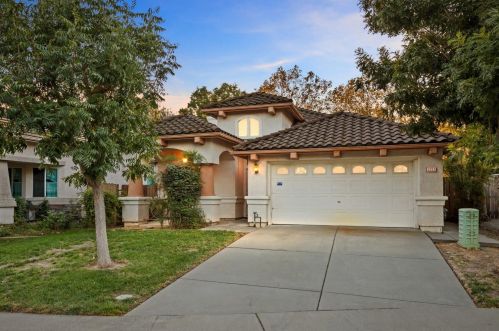 2232 Dinwiddie Way, Elk Grove, CA 95758-7422