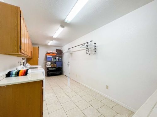 17921 Cole Ave, Riverside CA  92508-9728 exterior