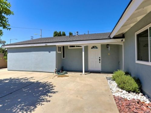 9791 Lee St, Cypress, CA 90630-3913