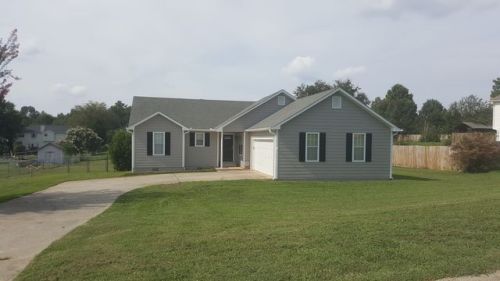 1208 Cabots Dr, Auburn, GA 30011-3418