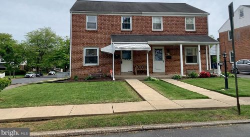 670 Hershey Ave, Lancaster, PA 17603-5704