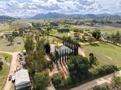2250 Mountain Ln, Ramona, CA 92065-3773