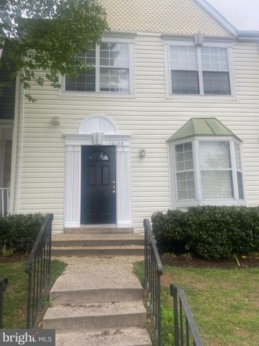 10138 Avenel Gardens Ln, Silver Spring MD  20903-1735 exterior