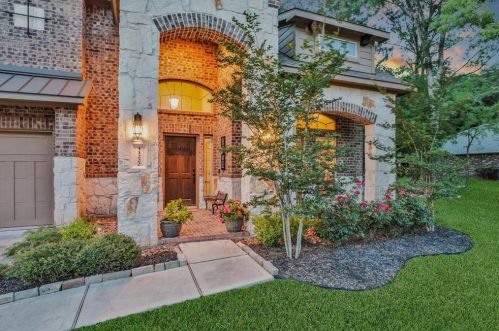 11222 Quiet Lake Dr, Conroe, TX 77304
