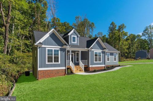 16637 Days Bridge Rd, Madison Mills, VA 22960-9139