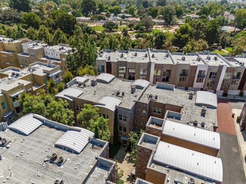 252 Jeanette Ln, Santa Ana CA  92705-6016 exterior