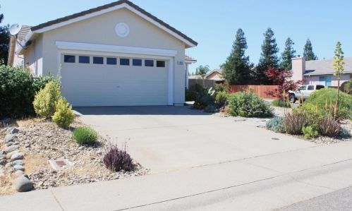 1005 Rathbone Cir, Folsom, CA 95630-8548