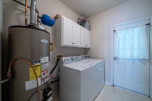 5106 Manerdale Dr, Atlanta GA  30339-0105 exterior