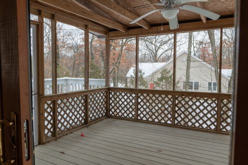 703 Missouri Dr, Nelson IL  61021-8903 exterior